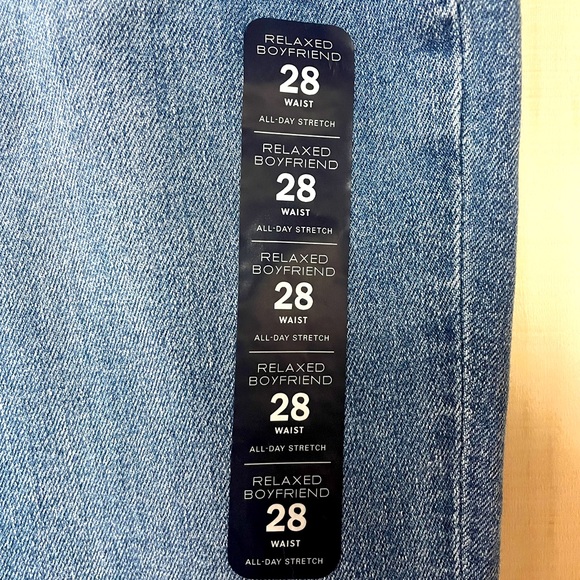 NWT J. Crew Med Wash Relaxed Boyfriend Hi Rise Jeans Sz 28 - Picture 3 of 7